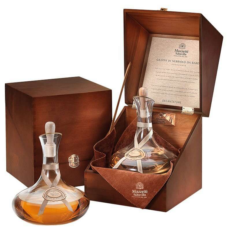 Grappa Mazzetti di Barolo Invecchiata con Decantatore (0.7L, 43% Vol.)